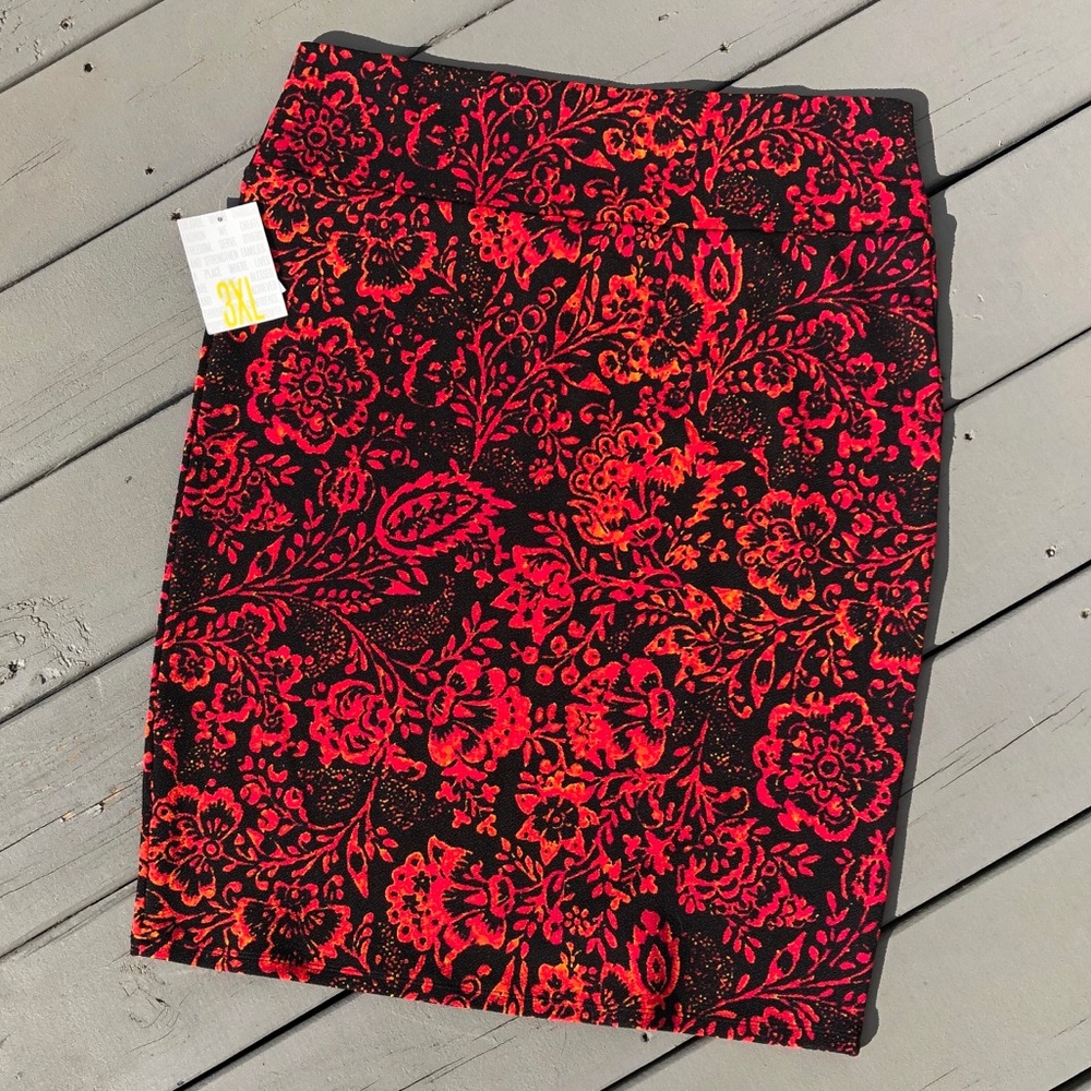 LuLaRoe Cassie